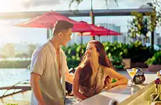 Aqua Eatery & Bar