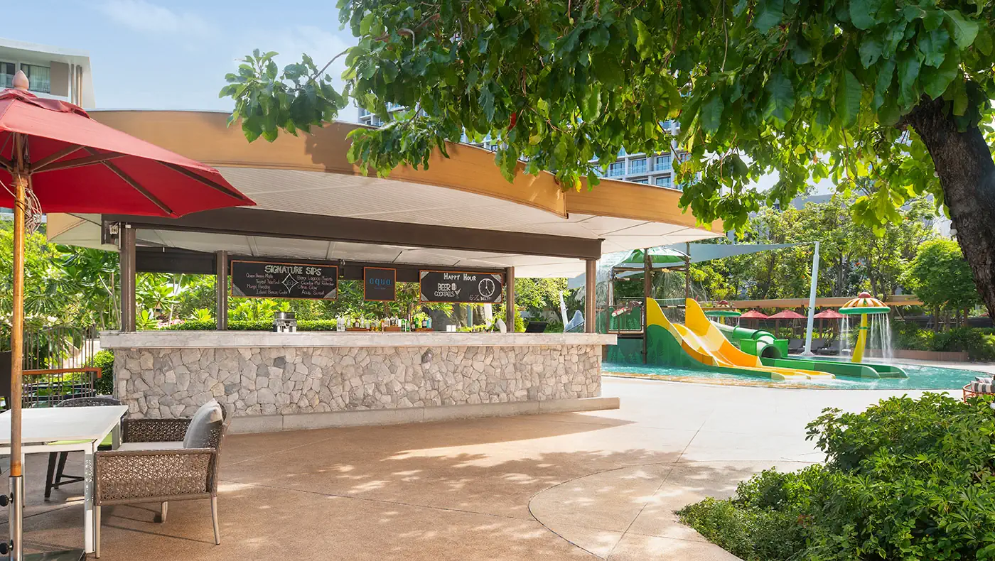 Aqua Eatery & Bar