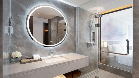 Deluxe City View - Bathroom